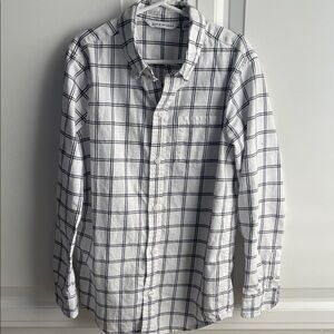 Janie and jack boys size 8 dress white shirt with dark navy stripe.